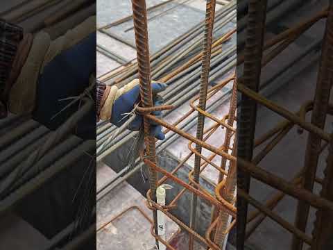 The process of binding a rebar beam Good tools to improve work efficiency